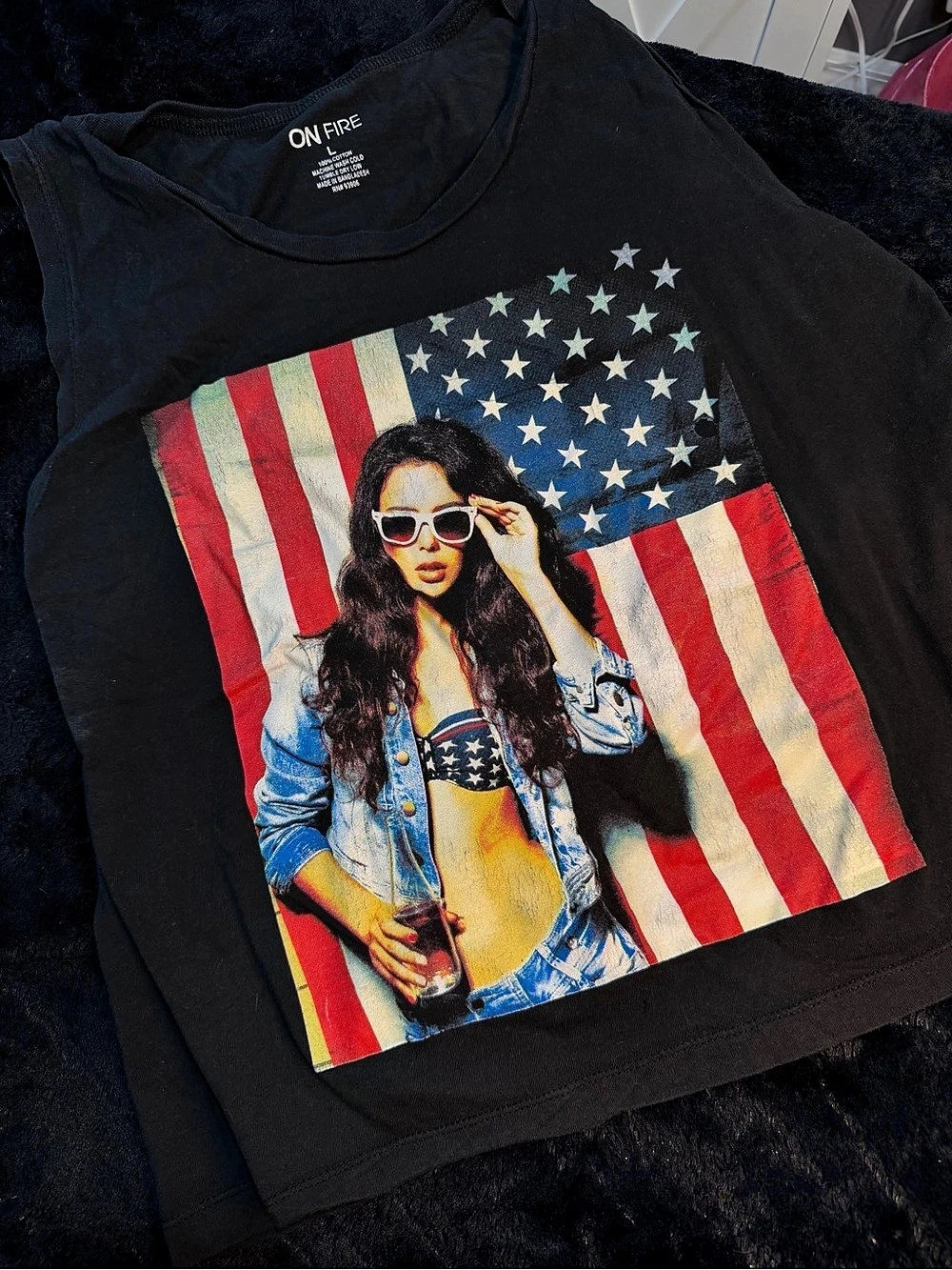 On Fire Graphic American Flag Tank Top Size Large